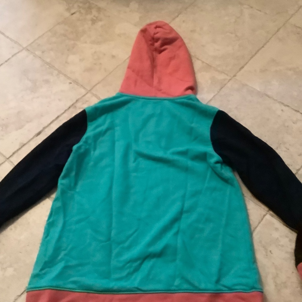 Lands End Hoodie View 4